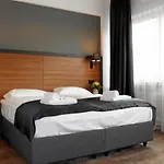 Mb Hotel * ברמן