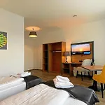 מלון Mb Hotel